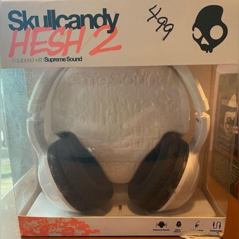 Skullcandy HESH 2 Over-Ear Headphones Mic Remote Detachable Cable White Stereo